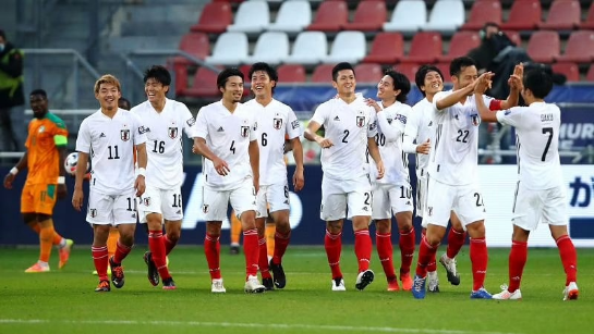 日本足球世界杯,日本世界杯,对手德国队,战胜西班牙球队,小组第3名